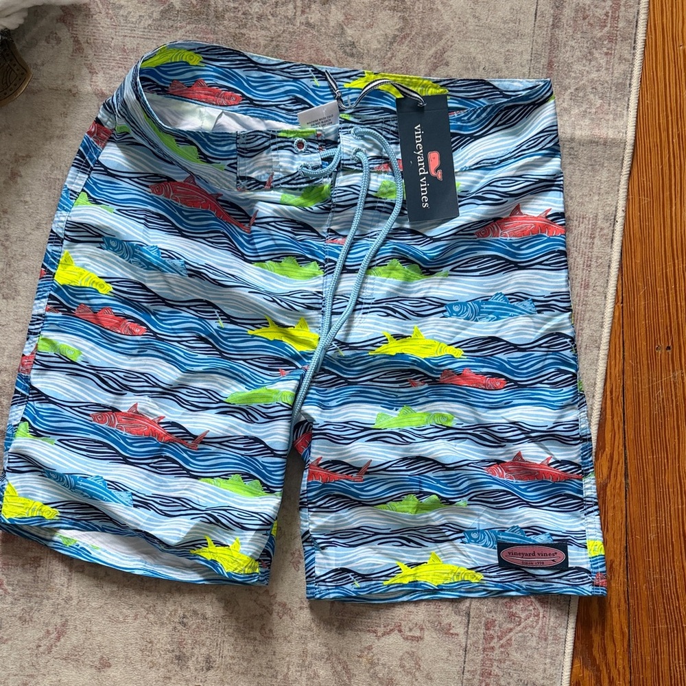Vineyard Vines boys Blue Swim Trunks 16 NWT